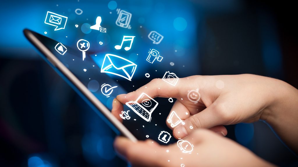 Keď ste videli dokument „The Social Dilema“ na Netflixe, tu sú knihy, ktoré by ste mali ešte prečítať